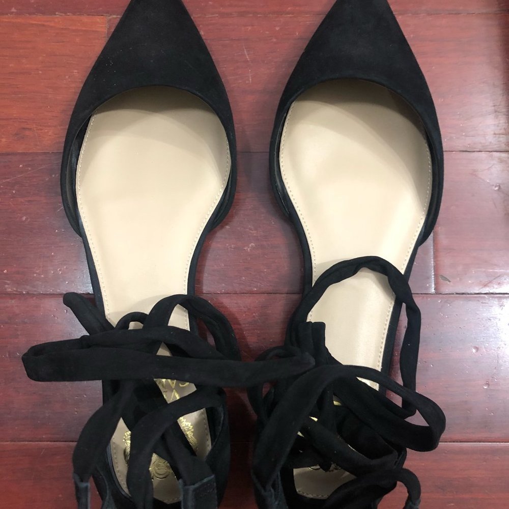 NEW Vince Camuto Black Lace Up Suede Flats/Black/8